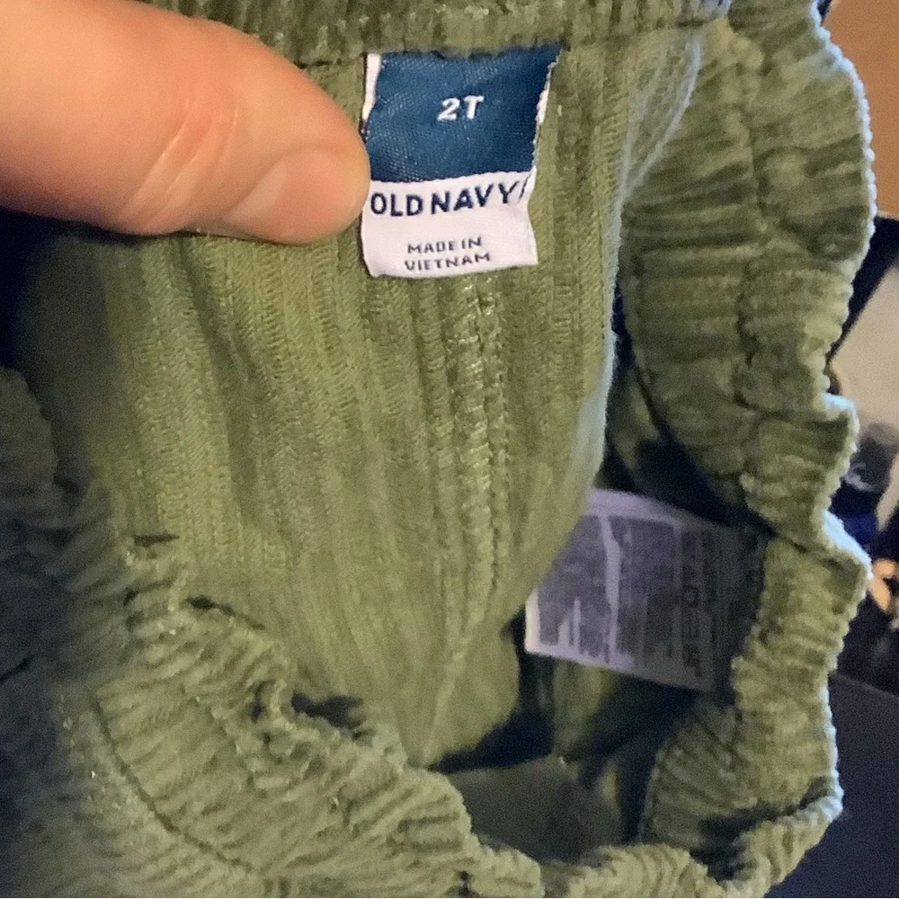 Kids size 2T green corduroy skirt from Old Navy